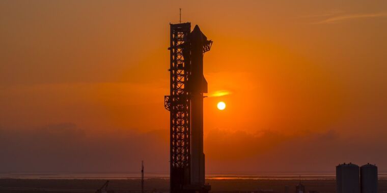 SpaceX video teases possible Starship booster “capture” on next flight